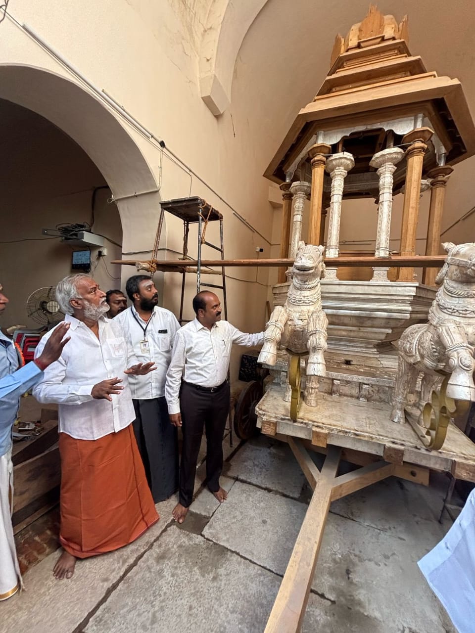 நெல்லையப்பர் கோவில் வெள்ளித்தேர் வெள்ளோட்டம் எப்போது? அமைச்சர் பதில்