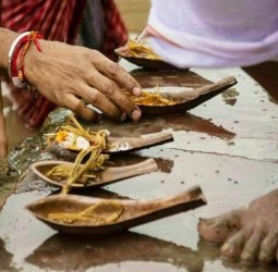 முன்னோரைப் போற்றும் ஆடி அமாவாசை...