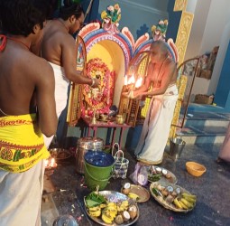 தேய் பிறை அஷ்டமியை முன்னிட்டு காலபைரவர் சிறப்பு வழிபாடு