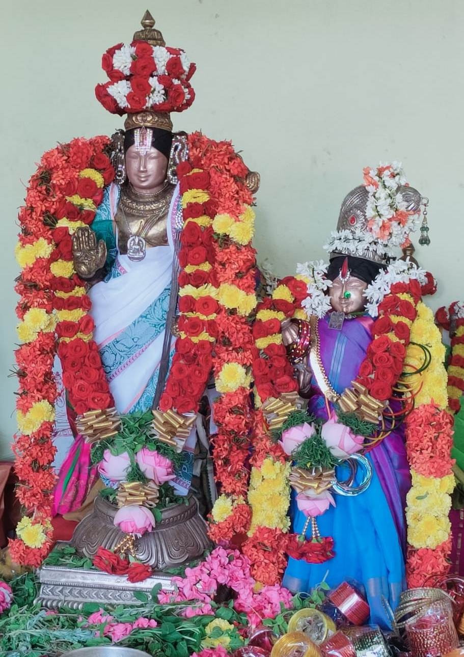 சிறப்பு அலங்காரத்துடன், நித்ய கல்யாண பெருமாள், ஆண்டாள்