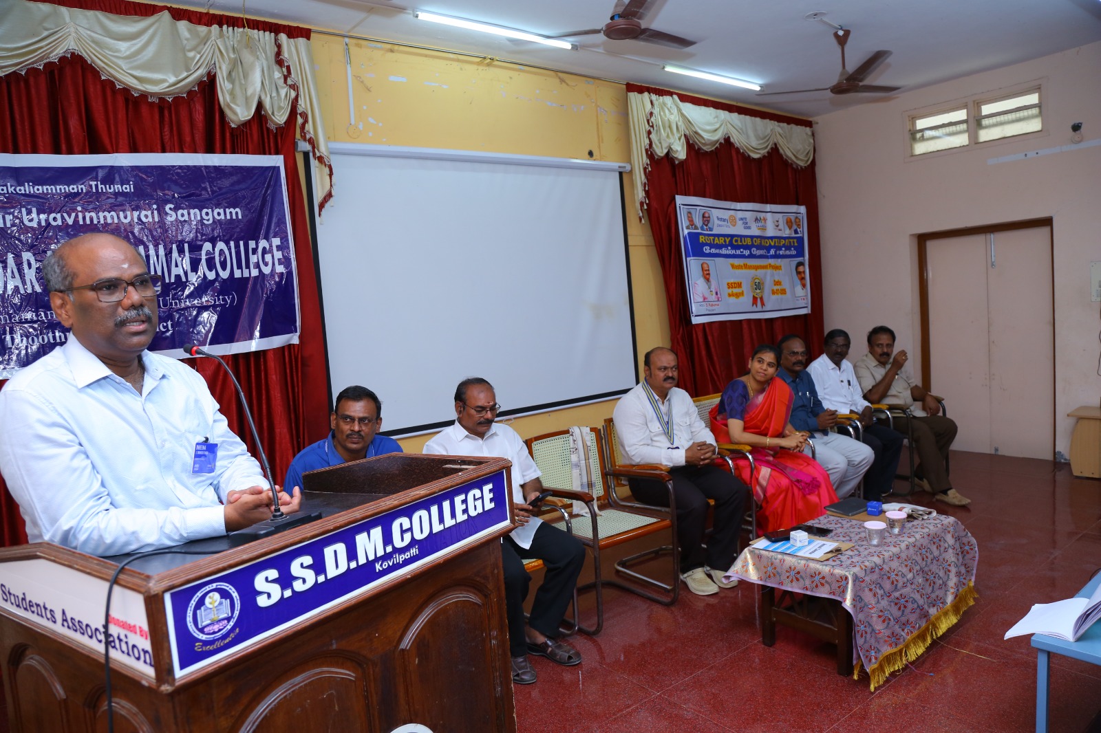 கோவில்பட்டி கல்லூரியில் திடக்கழிவு மேலாண்மை விழிப்புணர்வு கருத்தரங்கம்
