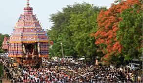 மக்கள் மகிழவேத் தேரோட்டம் !!