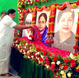 மறைந்த எம்.ஜி.ஆரின் மனைவி ஜானகி ராமச்சந்திரன் 102வது பிறந்த நாள்