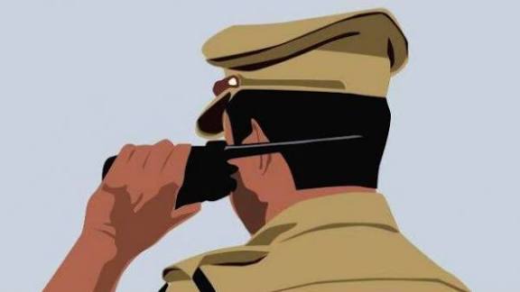 காக்கிச்சட்டை