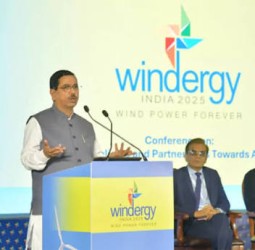 2030-ம் ஆண்டுக்குள் 500 ஜிகாவாட் புதுப்பிக்கத்தக்க மின்சாரம் உற்பத்தி செய்ய இலக்கு: மத்திய மந்திரி பிரகலாத் ஜோஷி