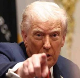 புதிய டைரக்டர் ஜெனரல் நியமிக்கப்படும் வரை டிம் டேவி, அந்தப் பதவியில் தொடர்வார் என்று தெரிவிக்கப்பட்டுள்ளது.