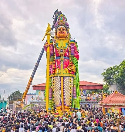 அணைமேடு ராஜமுருகன் கோவிலில் அமைக்கப்பட்டுள்ள 56 அடி உயர முருகன் சிலைக்கு நேற்று முன்தினம் கும்பாபிஷேகம்
