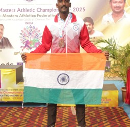 ஆசிய தடகளப்போட்டியில் குமரி எஸ்.ஐ.க்கு 2 பதக்கம்