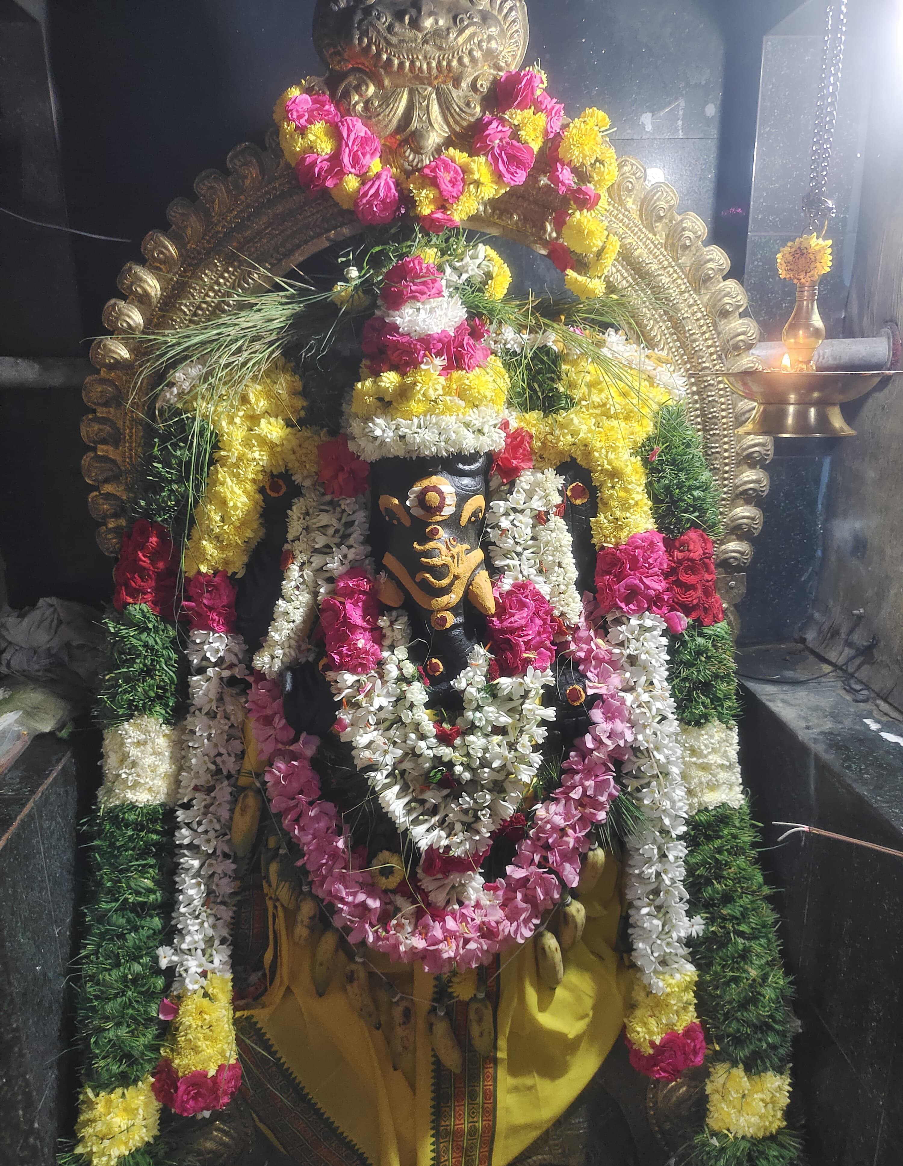 சங்கடஹர சதுர்த்தி சிறப்பு வழிபாடு...