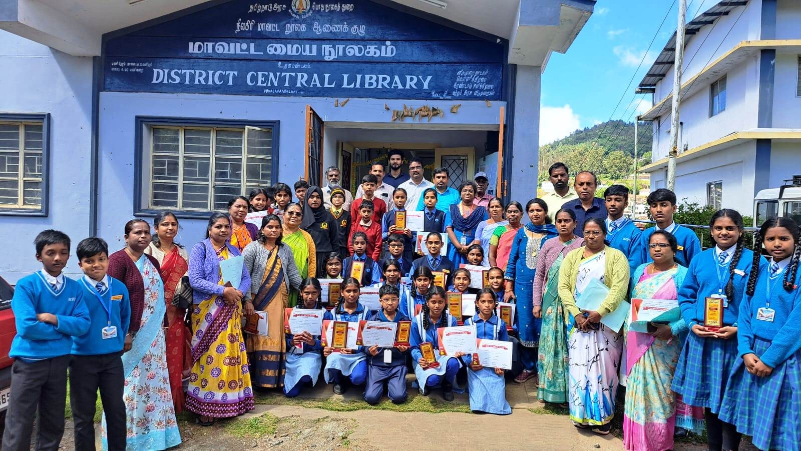 லகிரி மாவட்ட மைய நூலகத்தில் நடந்த தேசிய நூலக வார நிறைவு விழா