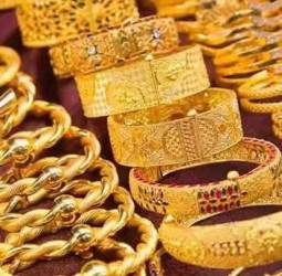 தங்கம் விலை பவுனுக்கு ரூ.560 உயர்வு!