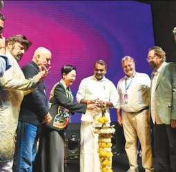 கோவாவில் சர்வதேச திரைப்பட விழா: மத்திய மந்திரி எல்.முருகன் தொடங்கி வைத்தார்