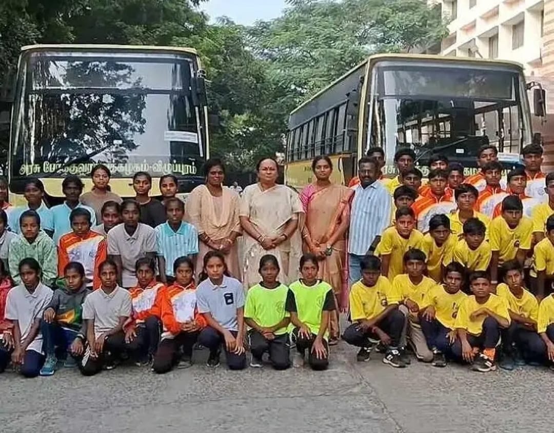 வேலூர் ஹாக்கி வீரர்கள் சென்னைக்கு பயணம்!