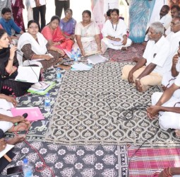 காஞ்சிபுரம் ஒன்றியம் கம்மராஜபுரத்தில் நடைபெற்ற கிராம சபைக் கூட்டம்