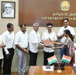 திருவாரூரில் ரூ.50 கோடியில் ‘சென்னை சில்க்ஸ்’ ஆடை உற்பத்தி ஆலை; 2,500 பேருக்கு வேலைவாய்ப்பு முதலமைச்சர் ஸ்டாலின் முன்னிலையில் ஒப்பந்தம்