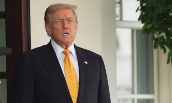 அமெரிக்கர்களுக்கு ஜாக்பாட்; அதிரடி அறிவிப்பை வெளியிட்ட டிரம்ப்