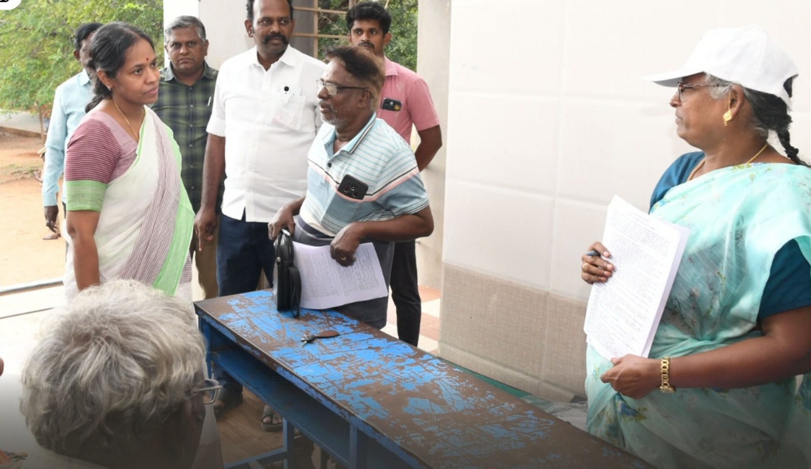 எஸ்ஐஆர் பணிகளை கலெக்டர் பிருந்தாதேவி பார்வை