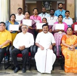 தமிழ் வளர்ச்சித் துறையில் 13 உதவி இயக்குநர்களுக்கான பணி நியமன ஆணை - அமைச்சர் மு.பெ.சாமிநாதன் வழங்கினார்