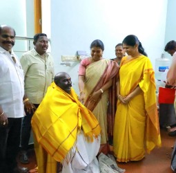 நியமன கவுன்சிலராக நியமிக்கப்பட்டுள்ள ஆறுமுகத்துக்கு கனிமொழிஎம்.பி, அமைச்சர் கீதா ஜீவன் வாழ்த்து