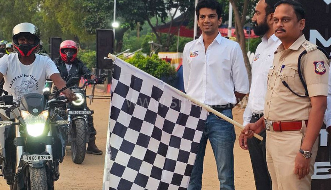 கோவையில் சாலை பாதுகாப்பு விழிப்புணர்வு ஹெல்மெட் பேரணி