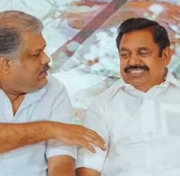 எடப்பாடி பழனிசாமியுடன் ஜி.கே.வாசன் திடீர் சந்திப்பு