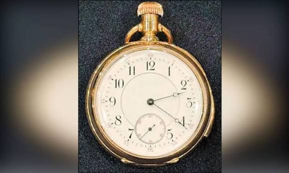 டைட்டானிக் கப்பலில் இருந்து எடுக்கப்பட்ட தங்க கெடிகாரம்: எவ்வளவு ஏலம் போனது தெரியுமா?