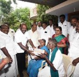 மக்களைத் தேடி மருத்துவம் திட்டத்தில் 2.50 கோடி பேர் பலன்: ஸ்டாலின் பெருமிதம்