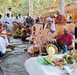 சிவன் கோவிலில் அன்னாபிஷேக தினத்தை முன்னிட்டு திரளான பக்தர்கள் பங்கேற்று சாமி தரிசனம்