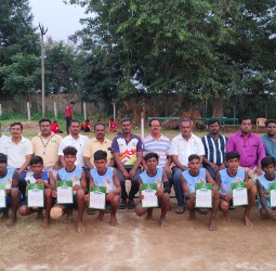 அரசு பள்ளி மாணவர்கள் விளையாட்டுப் போட்டியில் சாதனை.....