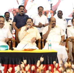 வேலூர் வடக்கு மாவட்ட திமுக பொது உறுப்பினர்கள் கூட்டத்தில் பொதுச் எசயலாளர் துரைமுருகன்