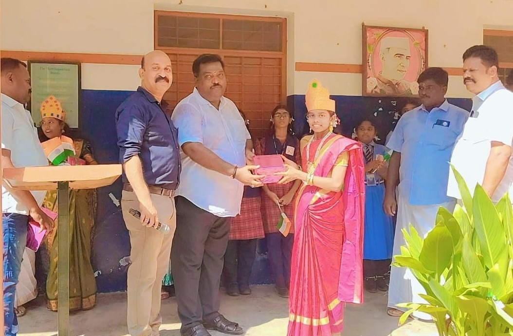 டிவிஆர்கேஇந்து வித்யாலய பள்ளியில் நடைபெற்ற வந்தே மாதரம் 150-வது ஆண்டு விழா