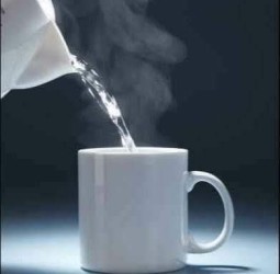 வெந்நீரில் இவ்வளவு விஷயம் இருக்கா…?...!!