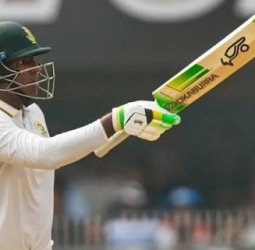 செனுரன் முத்துசாமி தமிழ்நாட்டைச் சேர்ந்தவர்?