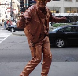 உயிர்ச்சிலை!