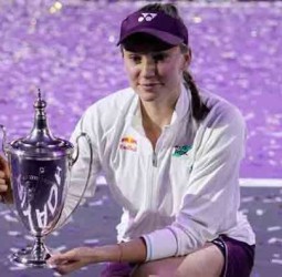 ரிபாகினா புதிய சாம்பியன்: டபிள்யு.டி.ஏ., பைனல்ஸ் டென்னிசில்