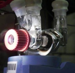 சூரிய ஒளியில் இயங்கும் வேதியியல் ஆலை