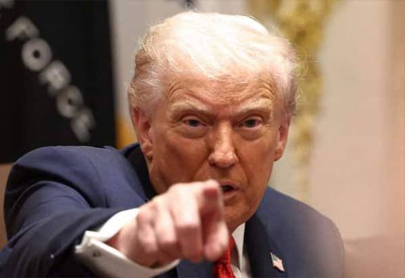 பாக்., சீனா போன்று நாங்களும் அணு ஆயுத சோதனை நடத்தப் போகிறோம்; டிரம்ப் தடாலடி