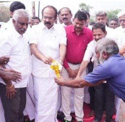 புதியதாகக் கட்டப்படவுள்ள உயர்மட்ட பாலம் அமைக்கும் பணிகளுக்கு அமைச்சர் தங்கம்தென்னரசு நேற்று அடிக்கல்