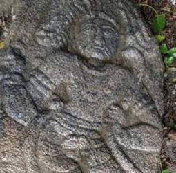 செஞ்சி அருகே நங்கியானந்தல் கிராமத்தில் 12ம் நூற்றாண்டு விஷ்ணு துர்க்கை சிற்பம்