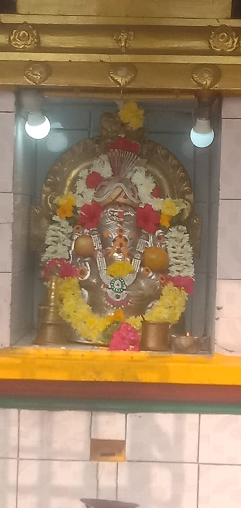 ஸ்ரீ வரசித்தி விநாயகர் வெள்ளிக் கவசத்தில் அருள் பாலிப்பு!