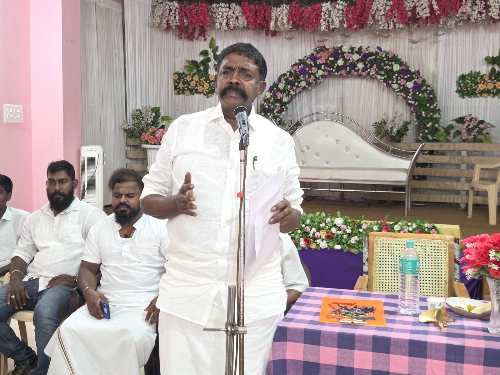 அருள்மிகு பத்திரமாகாளி பராசக்தி அம்மன் திருக்கோவிலின் அருகில் இரும்பு செட் மண்டபம் அமைக்க சட்டமன்ற பொது நிதியிலிருந்து ரூபாய் 5 லட்சம் நிதி ஒதுக்கீடு செய்து பணி