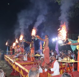 ஜாம்புவானோடை தர்காவில் கந்தூரி விழா