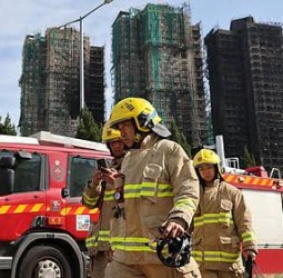 ஹாங்காங்கில் 8 அடுக்குமாடி கட்டிடங்களில் ஏற்பட்ட தீ விபத்தில் இதுவரை 75 பேர் உயிரிழப்பு