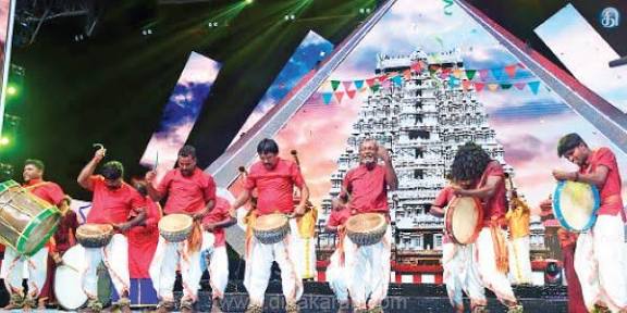 தஞ்சாவூர் கலை பண்பாட்டுத் துறை சார்பில்நாட்டுப்புறக் கலைஞர்கள் சந்திப்பு; நலிவுற்றக்கலைஞர்களுக்கு ஓய்வூதியம், குறை அறியும் நிகழ்ச்சி