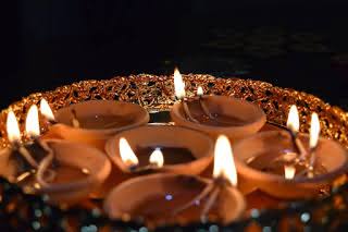 உள்ளத்தில் உண்மை ஒளி