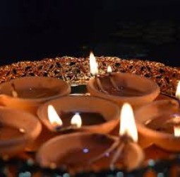 உள்ளத்தில் உண்மை ஒளி