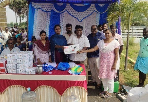 திண்டிவனம் அரசு கல்லூரி அருகே கூட்டுறவு வார விழா