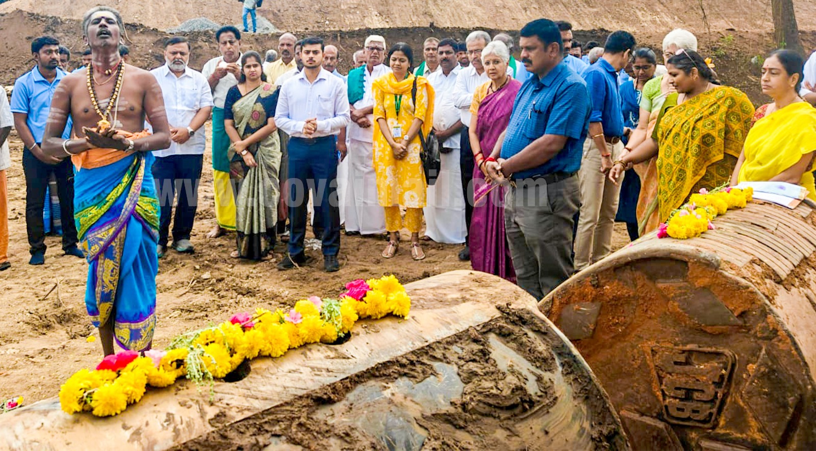 கீழ் சித்திரை சாவடி அணைக்கட்டுகளை புனரமைக்கும்பணி
