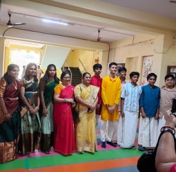 சிஷ்யா சிபிஎஸ்இ பள்ளி வளாகத்தில் சேலம் மண்டல கலை பண்பாட்டு மையம் சார்பாக தமிழிசை விழா