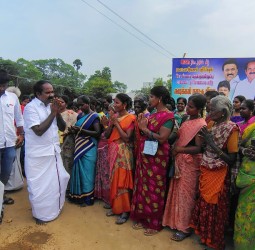 ரூ.23.02 லட்சம் மதிப்பீட்டில் புதிய தார்ச்சாலை அமைக்கும் பணி